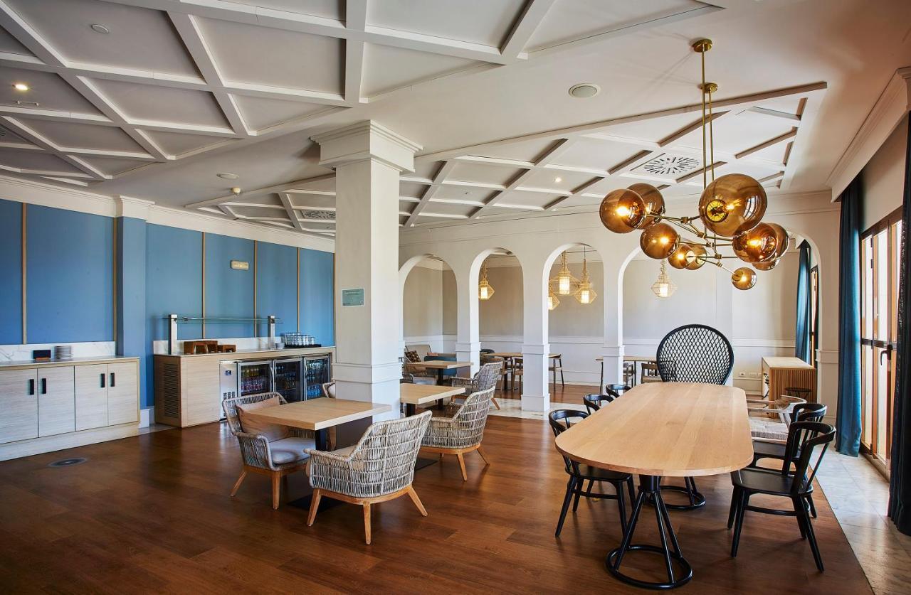 The Level At Melia Villaitana (Adults Only) Бенидорм Екстериор снимка