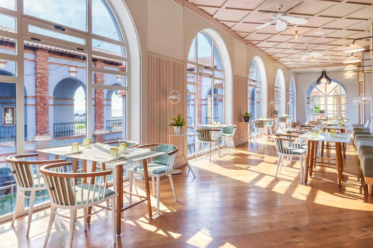 The Level At Melia Villaitana (Adults Only) Бенидорм Екстериор снимка