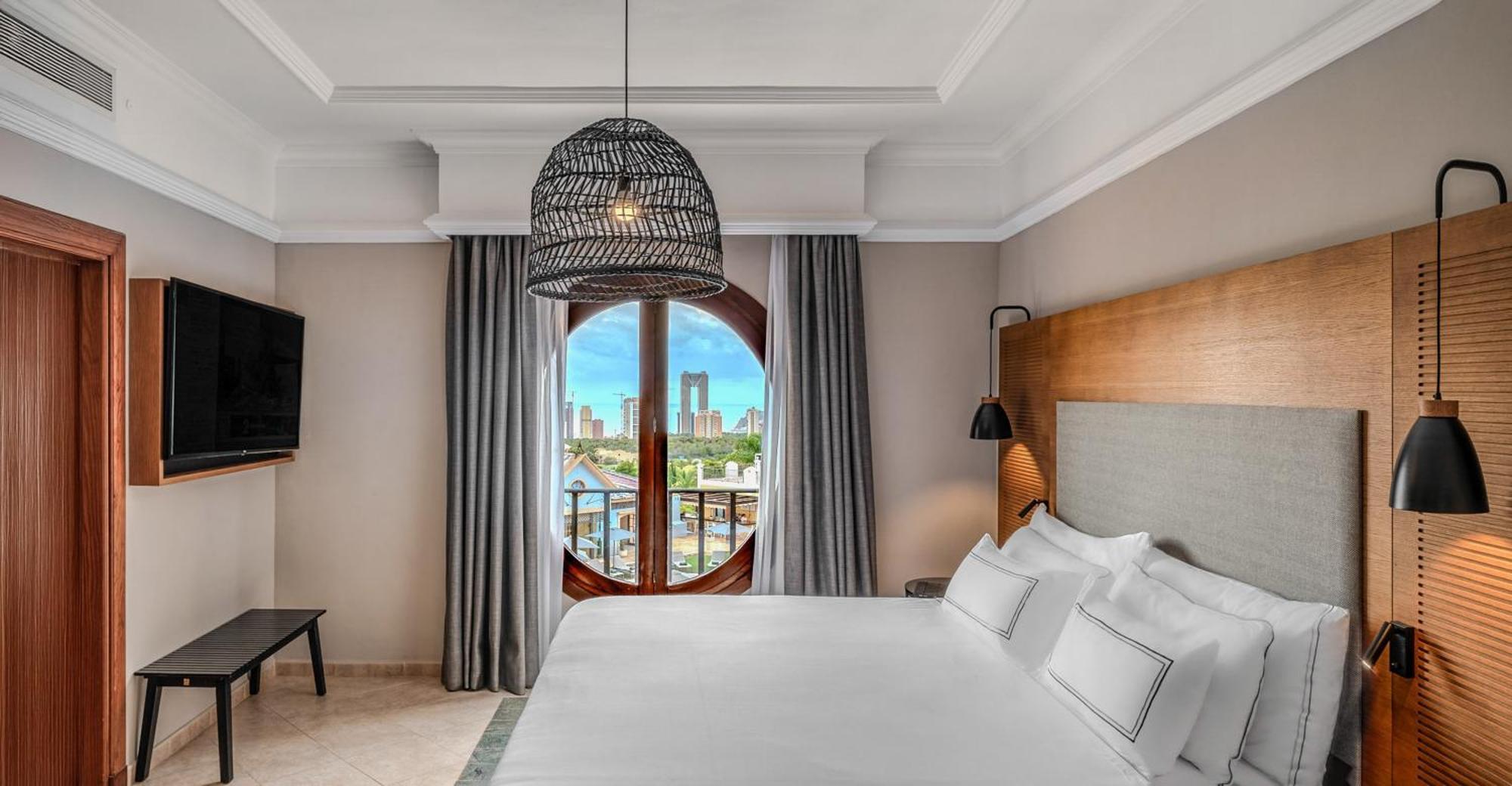 The Level At Melia Villaitana (Adults Only) Бенидорм Екстериор снимка